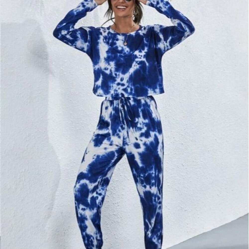 Blue And White Loungewear Set - Picture 2 of 8